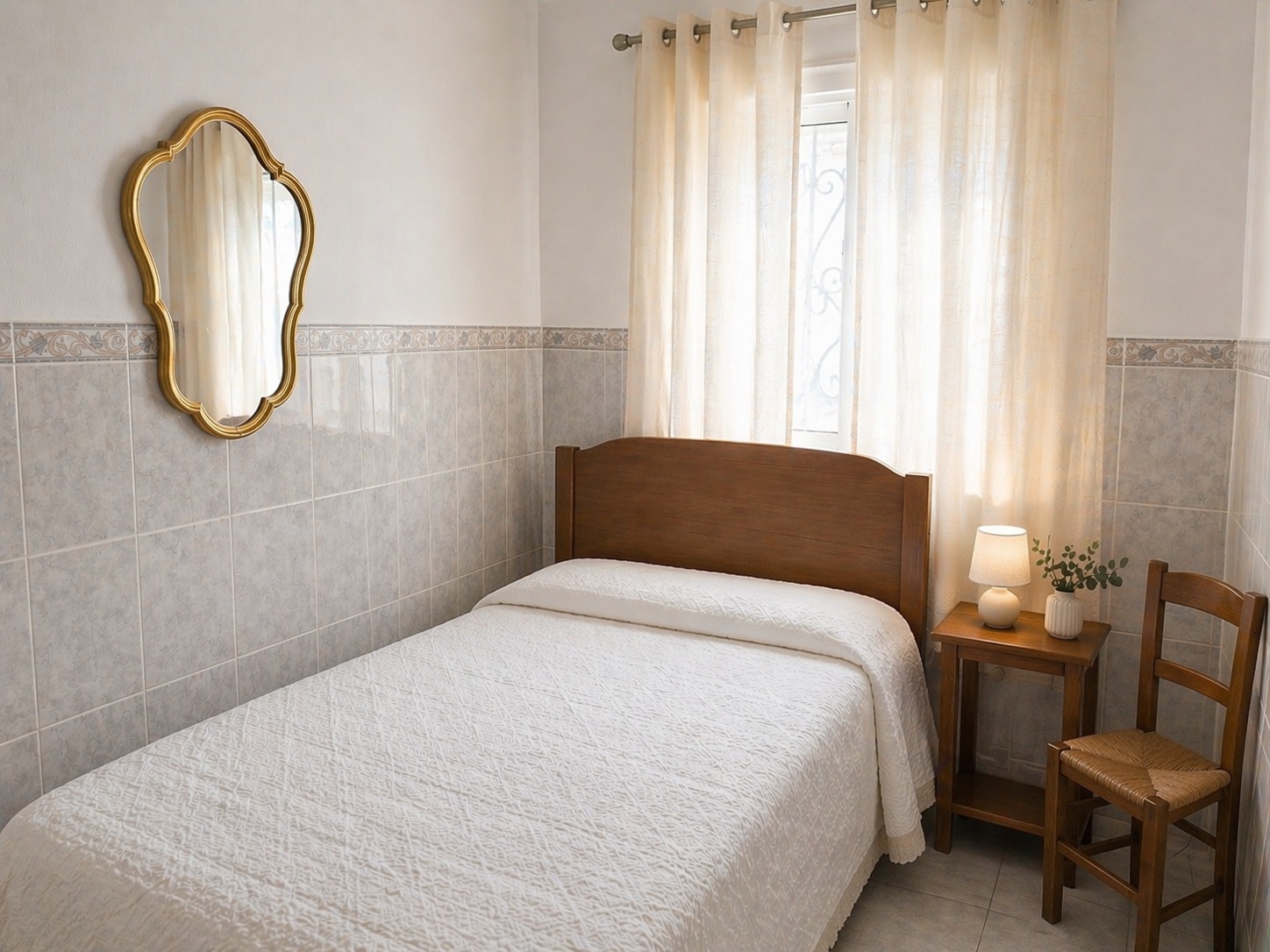Single Bed Room View